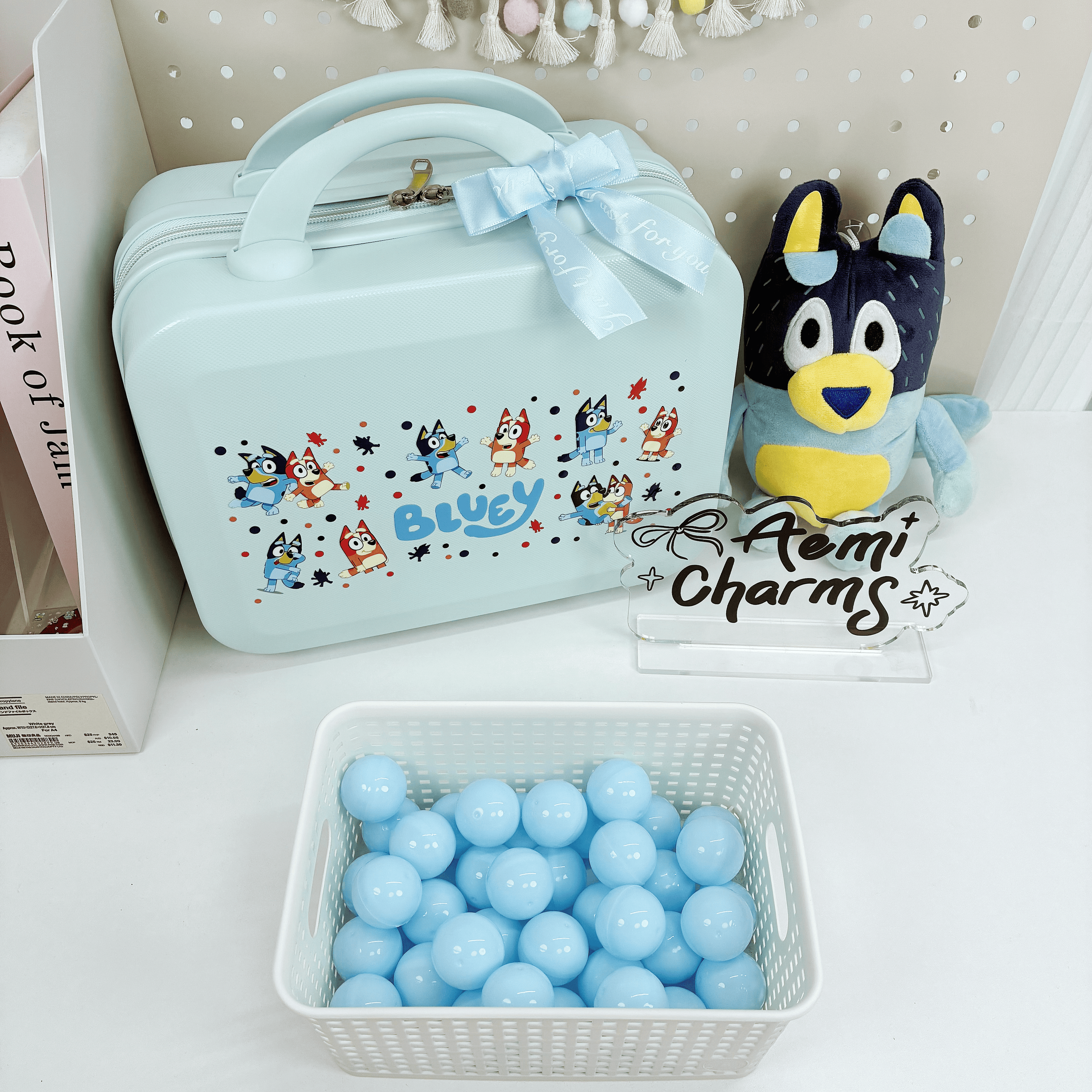 Kawaii Lucky Scoop 14-inch Suitcase Set